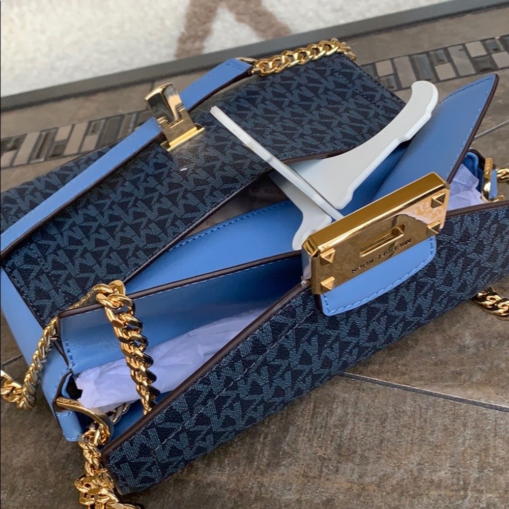 MICHAEL KORS KINSLEY MD SHLDR FLAP FRCH BLU MLT - Picture 9 of 16